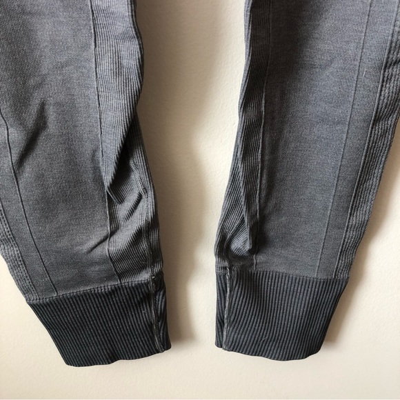 Lululemon | Ebb To Street Pant in Heathered Wren - Picture 3 of 5